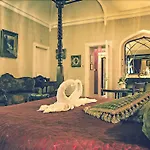 Abbey Otel 4*
