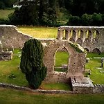 Abbey 4*