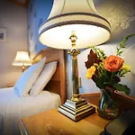Abbey Hotel 4*