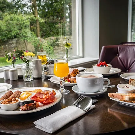 Abbey Hotel 4*