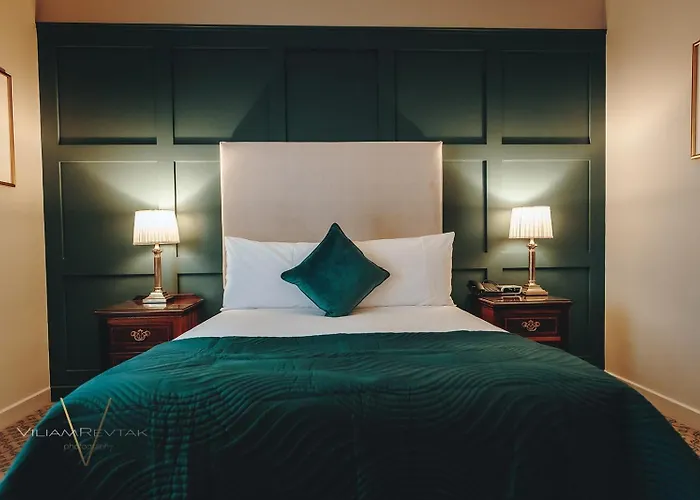 Abbey Hotel