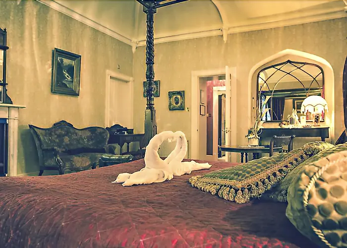 Abbey Hotel 4*