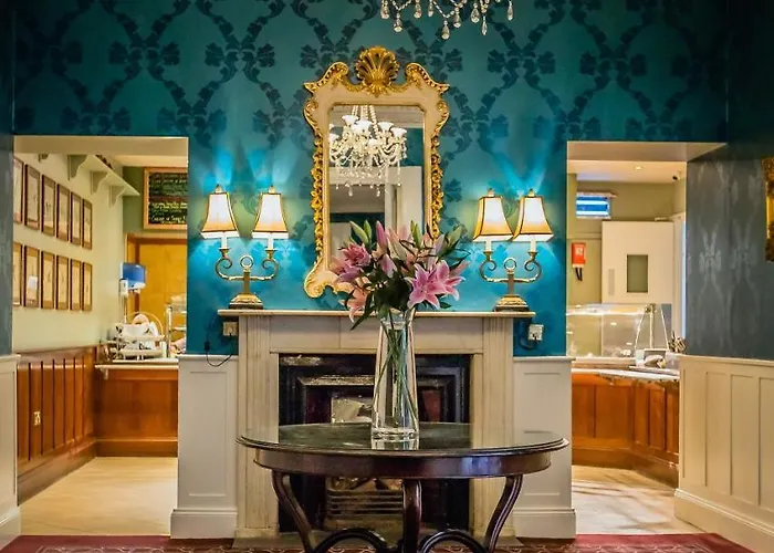 Abbey Hotel 4*